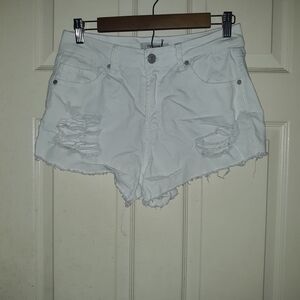 Refuge distressed shorts size 8